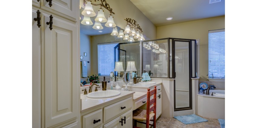 Czyszczenie kabiny prysznicowej z nano powłoką hydrofobową - Hydro Fixer